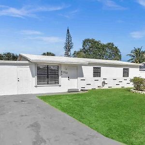 Modern Villa With Pool Hollywood Hard Rock Casino Fort Lauderdale Exterior photo