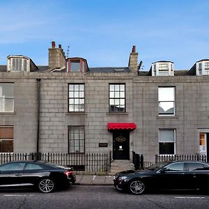 Peaceful 9-Bed House With Free Parking Villa Aberdeen Exterior photo
