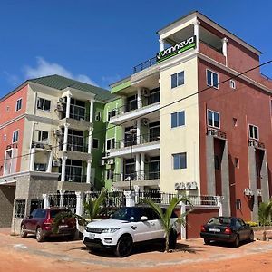 Janneya Apartments Dalaba Estate Sukuta Exterior photo