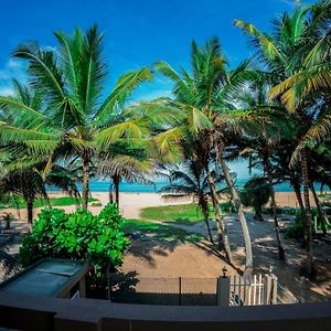 Lankahuts Villa Negombo Exterior photo