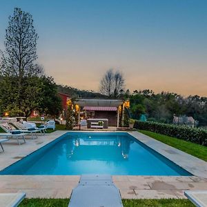 Villa Catia Farmhouse, Three Luxury Bedrooms, A Jacuzzi Pool And A Dream-Like Getaway Experience Capannori Exterior photo
