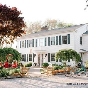 The Homestead Madison Exterior photo