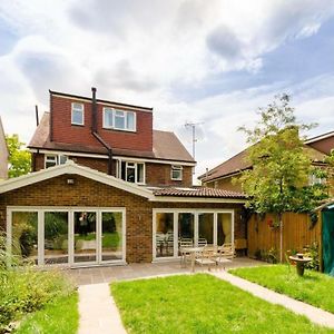 Private House - With Parking Apartment Chingford Exterior photo