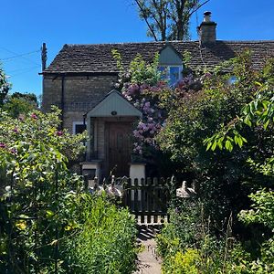 Characterful, Cosy Cotswold Cottage, Folly Cottage Avening Exterior photo