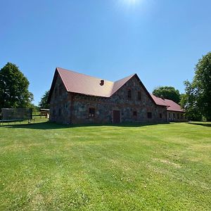 Brivdienu Maja Spridisi - Te Ir Ta Laimes Zeme Guest House Vecselpils Exterior photo