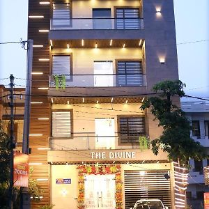 The Divine- शानदार कमरे के साथ Hotel Panipat Exterior photo