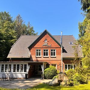 Nordsee Jugendheim Delphin Hotel Husum  Exterior photo