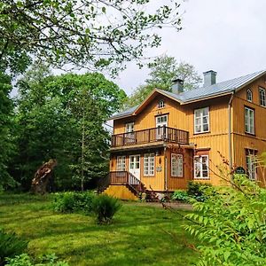 Kirjakkalan Ruukkikylae Hotel Teijo Exterior photo