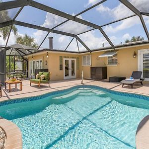 Gulf Access, Heated Pool, Bicycles, Sleeps 8 - Villa Jewel Box - Roelens Vacations Cape Coral Exterior photo