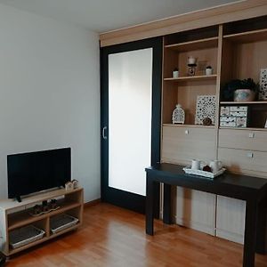 Acogedor Apartamento Con Piscina Y Garaje Apartment Huesca Exterior photo