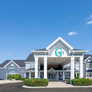 Grandstay Hotel & Suites Waunakee Exterior photo