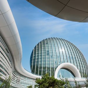 Sunrise Kempinski Hotel Beijing Exterior photo