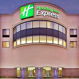 Holiday Inn Express- Waterloo/Cedar Falls, An Ihg Hotel Exterior photo