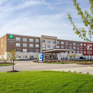 Holiday Inn Express & Suites Hammond By Ihg Exterior photo