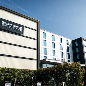 Staybridge Suites London Heathrow - Bath Road, An Ihg Aparthotel Hillingdon Exterior photo