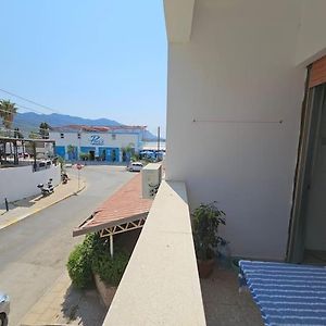 Cosy Flat Next To Beach Apartment Kyrenia  Exterior photo