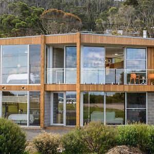 Six Degrees Villa Wye River Exterior photo