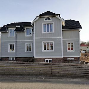 Laegenhet Med Egen Entre I Centrala Dalsjoefors Apartment Dalsjofors Exterior photo