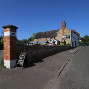 The White Lion At Wicken Bed & Breakfast Milton Keynes Exterior photo