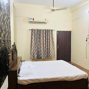 Rn Residency Bed & Breakfast Varanasi Exterior photo