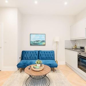 The Solo Haven 20 Min To Central Apartment London Exterior photo