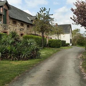 Gites La Butte De L'Esperance Renaze Exterior photo