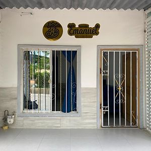 Hostal Emanuel Hotel Aracataca Exterior photo