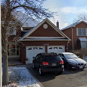 Tranquil Haven Retreat Apartment Oakville Exterior photo