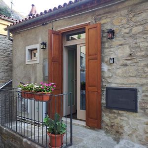 Domus Al.Me Apartment Castelmezzano Exterior photo