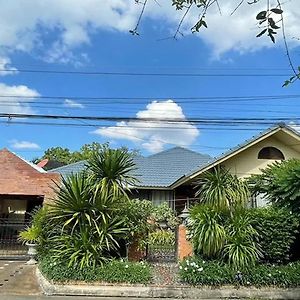 Baan Wang Tarn Villa Chiang Mai Exterior photo