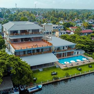 Dutch Gate Hotel Aluthgama Exterior photo