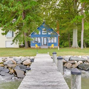 Waterfront North Beach Retreat With Private Dock! Exterior photo