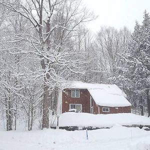 Chalet En Pleine Nature A Orford Villa Exterior photo