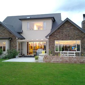 Hadlow Sunrise Retreat Bed & Breakfast Timaru Exterior photo