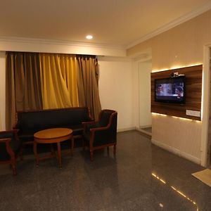 Dfront Golden Palace Hotel Namakkal Exterior photo