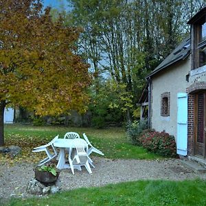 Gite Chaleureux Dans Un Ancien Corps De Ferme Avec Wifi, Cheminee Et Grand Jardin A Chateaudun - Fr-1-581-71 Villa Exterior photo