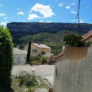 Maison Vue Sur Le Rocher Villa Remuzat Exterior photo