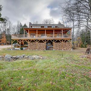 Expansive Wilmot Escape With Deck Near Skiing! Villa Exterior photo