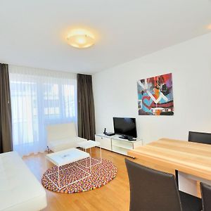 Cozy 1Br Near Lake With Balcony - Mill 422 Apartment Zurich Exterior photo