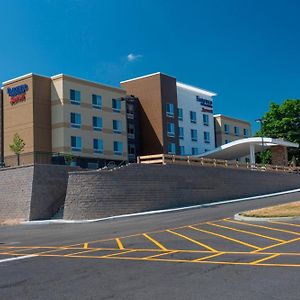 Fairfield Inn & Suites By Marriott Geneva Finger Lakes Exterior photo