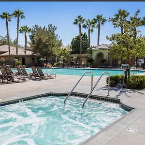 The Plaisir - Pool & Spa Apartment Santa Clarita Exterior photo