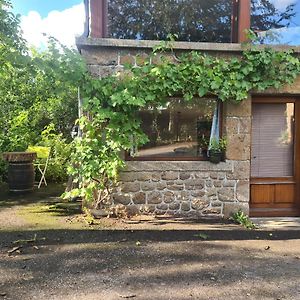 Chambre A La Ferme, Les Vergers Du Muscardin Villa Breel Exterior photo