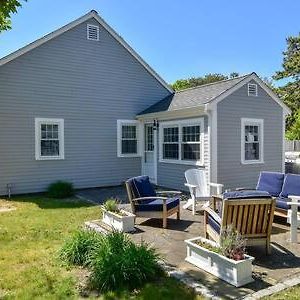 Walk 100 Yards To Windmill Beach! Villa Yarmouth Exterior photo