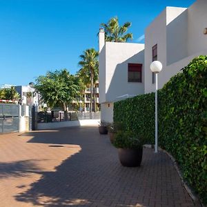 Stunning 2 Bd Townhouse By Hostlovers Estepona Exterior photo