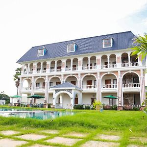 The Bheemili House Hotel Bheemunipatnam Exterior photo