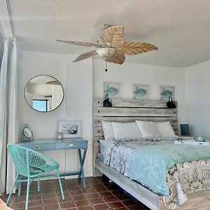 Beautiful Oceanfront Two Bedroom Condo Daytona Beach Exterior photo