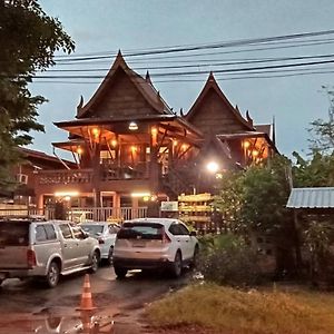 Bean Reuaontty Mali Meuaong Ka Apartment Sukhothai Exterior photo