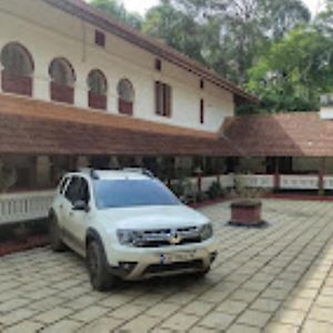Keloth Tharavad Kerala Hotel Panamaram Exterior photo