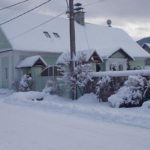 Zemianska Kuria Vachtar Hotel Kralova Lehota Exterior photo