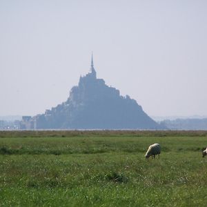 Charmante Maison De Pecheur En Baie Du Mont Saint Michel Villa Genets Exterior photo